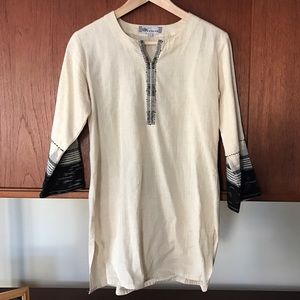 Cotton tunic with ikat details on sleeves